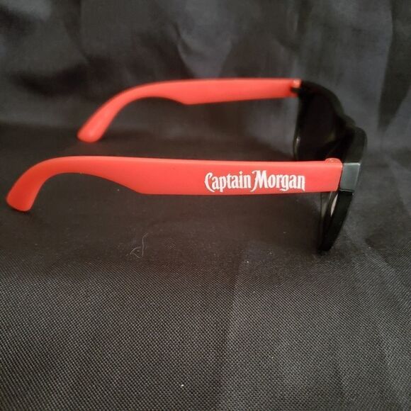 CAPTAIN MORGAN  UV Protection Sunglasses - Picture 1 of 6